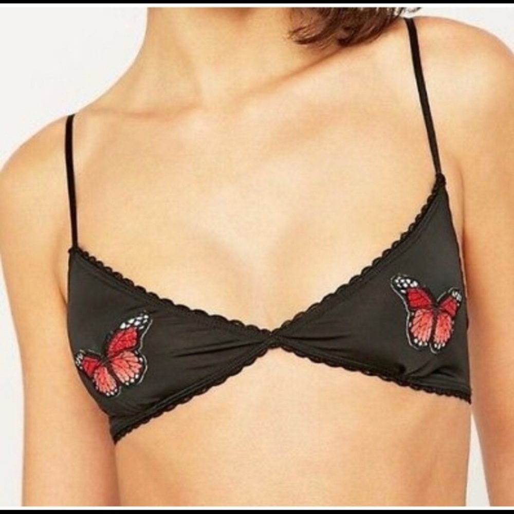 Urban Outfitters | Triangle Bra